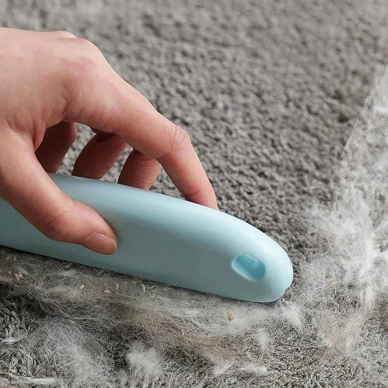 1Pc Effective Pet Hair Remover Brush for Cats and Dogs - Gently Shaves Wool and Cleans Fur for a Neat and Tidy Home